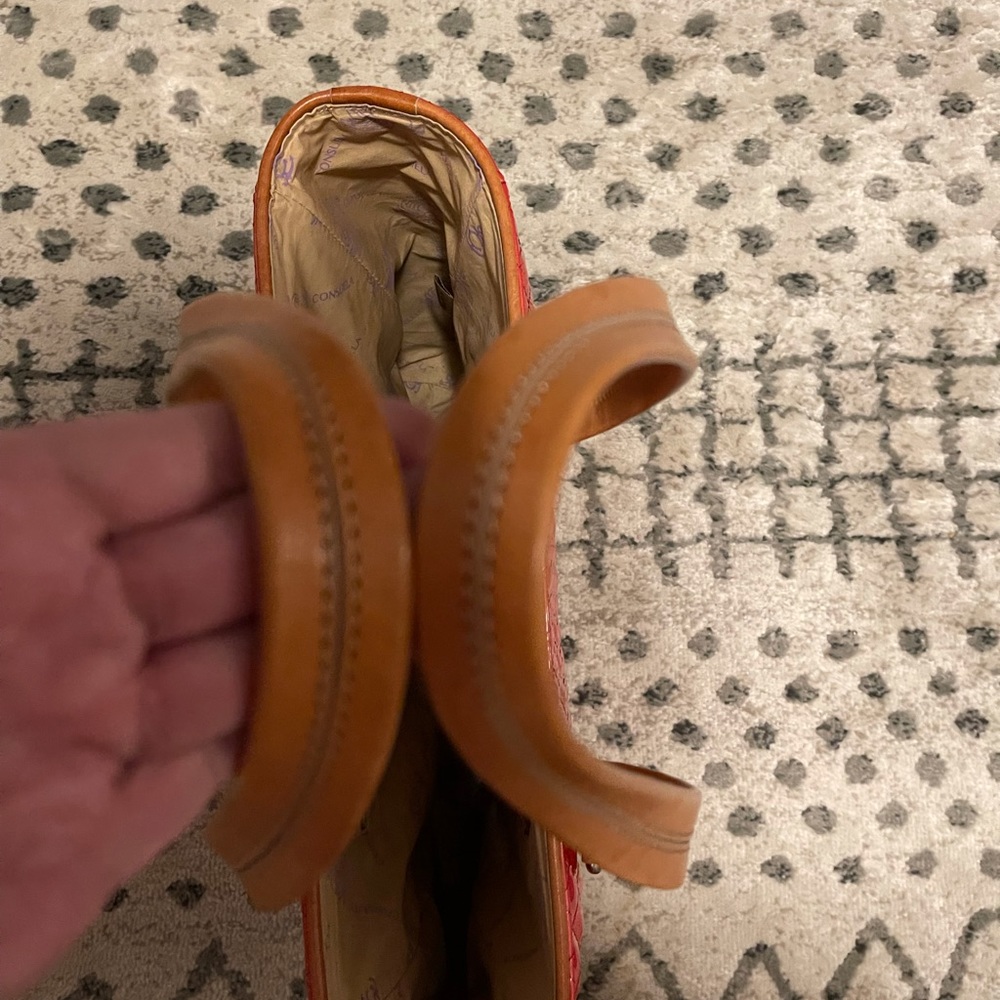 Consuela Tote - Raspberry - Picture 15 of 16